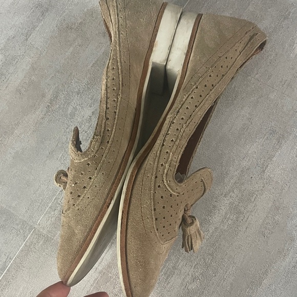 Dolce Vita- Women's Tan Suede Loafers with Tassels- sz 9.5 - Picture 9 of 9